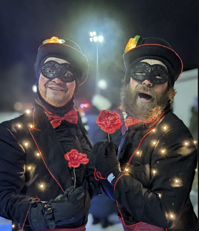 Dandys Lumineux, Art de rue, Art déambulatoire, Personnages